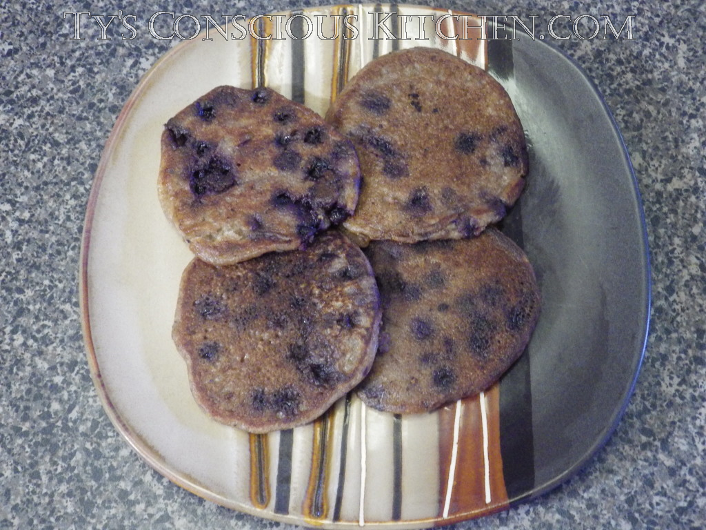 Alkaline Blueberry Spelt Pancakes
